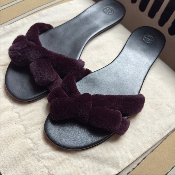 🥀 The Row Hollie Mink Slide Sandals
Women's Size: US 7 | IT 37.5 🥀 - Picture 11 of 14